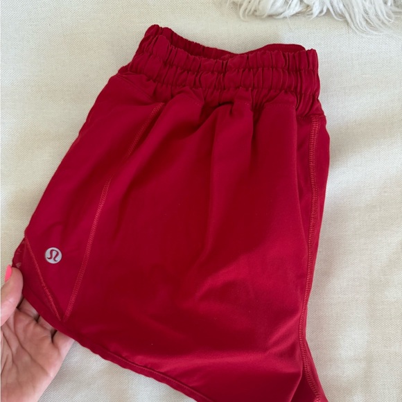 Lululemon size 8 2.5’ - Picture 5 of 6